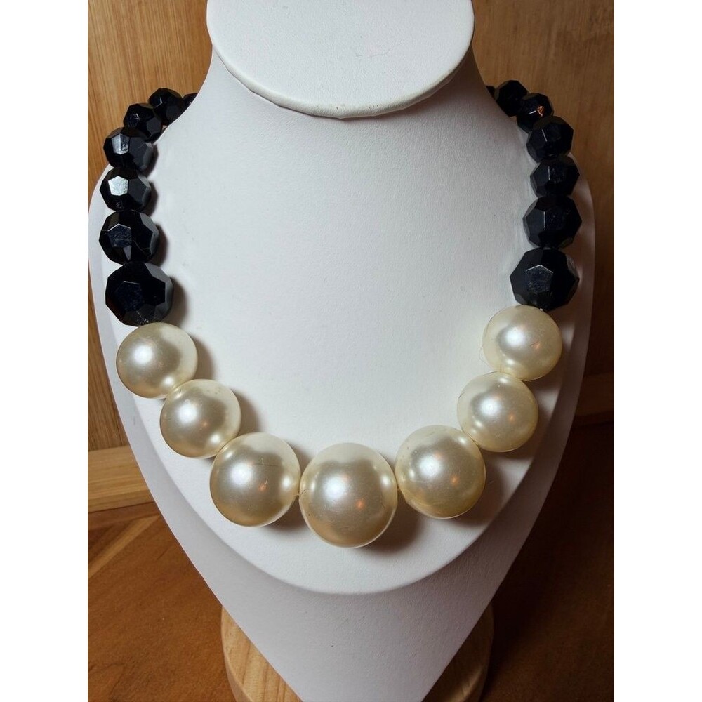 Vintage Black and Pearl Beaded Necklace
